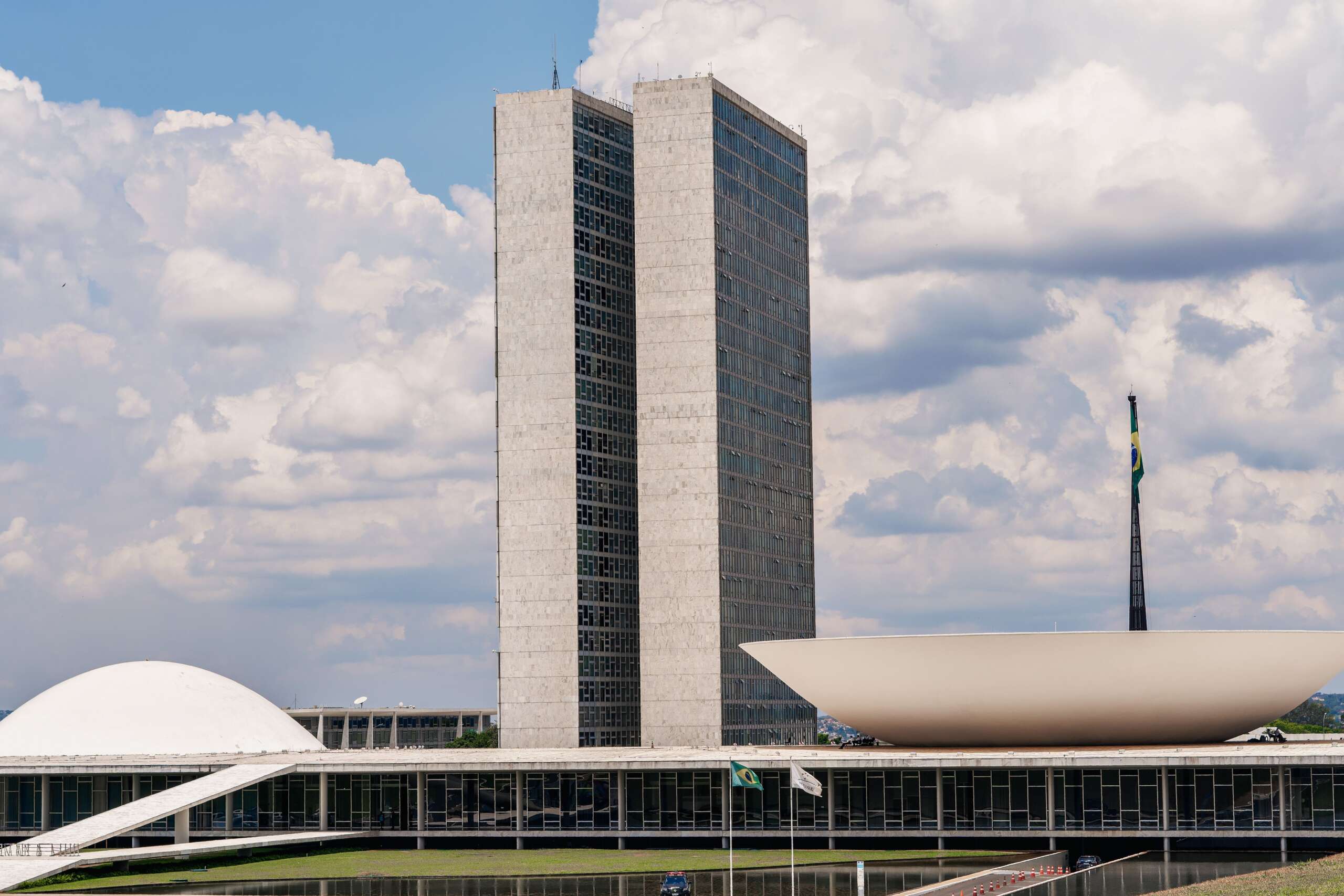 IOF: o que é, o que está valendo, qual a alíquota para empresas e qual a previsão para a reforma tributária? Veja os detalhes!